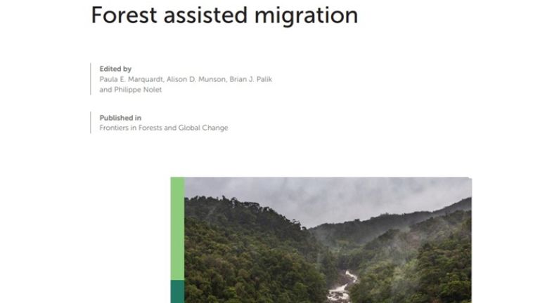 Couverture du livre électronique Forest assisted migration