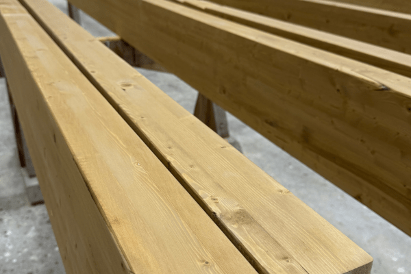 Des planches de bois