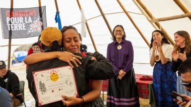 Une cérémonie soulignant la fin de la formation Gardiennes et gardiens du territoire de l'Université Laval